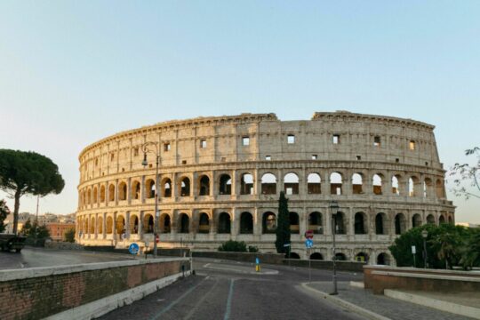 Hotel vicino Colosseo: Il Tuo Soggiorno Perfetto a Roma